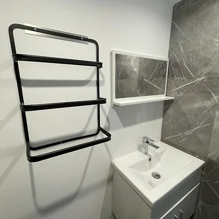 Cozy 2-bedroom - Close To Palais, Croisette شقة كان